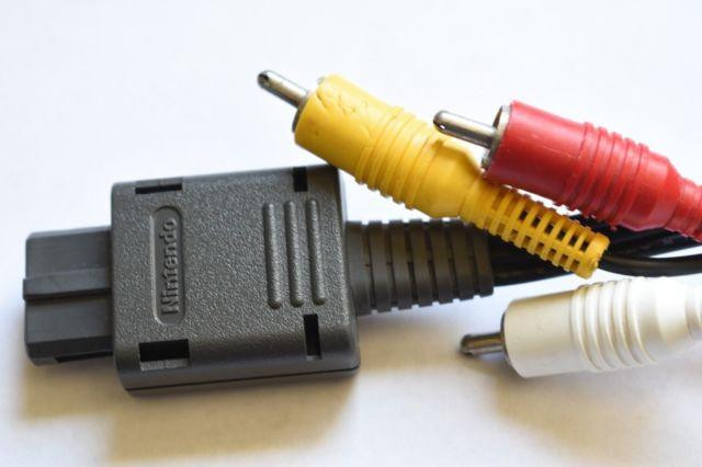 *USED* SNES N64 GAMECUBE AV CABLE OFFICIAL (TRADE SKU) (#497325239954)