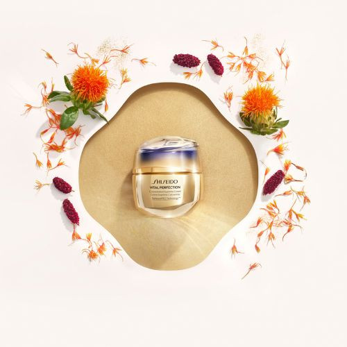 Creme Supremo Shiseido Vital Perfection: BeautyFeatures