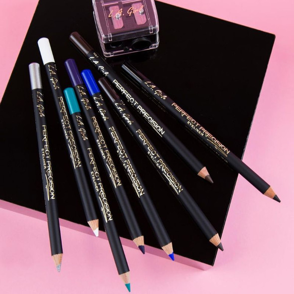 L.A. Girl Perfect Precision Liner Arctic White 2