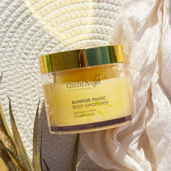 Green Angel Sunrise Magic Body Smoother à l'huile de citron et aux algues Lifestyle 1