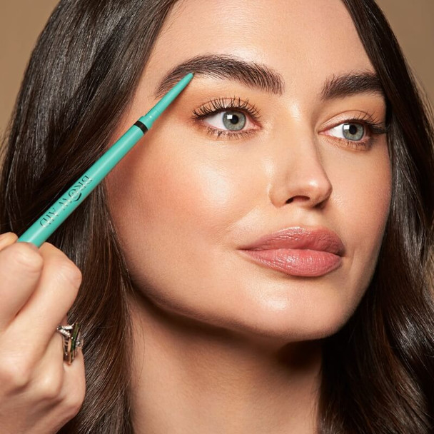 Brow Aid Step 2: The Definer Brow Pencil & Highlight Live