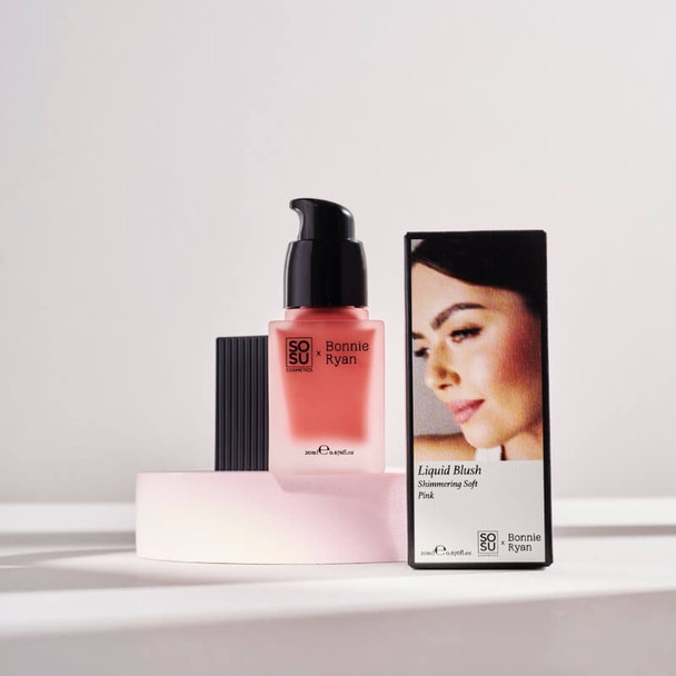 SOSU bonnie fard liquido rosa tenue - lifestyle 3