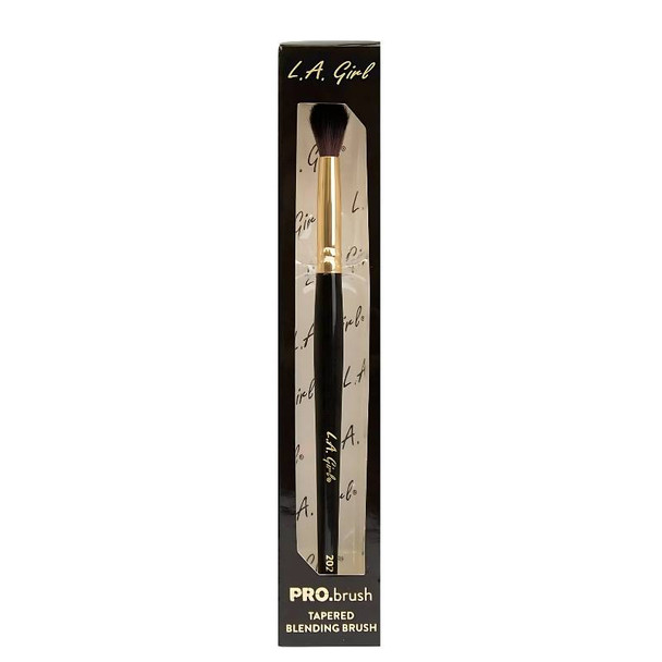L.A. Girl PRO Tapered Blending Brush 2