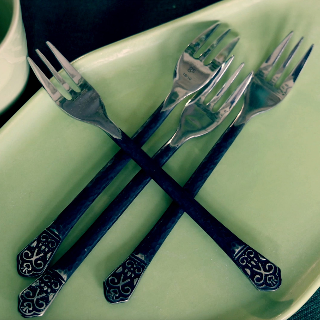 Avalon - 4 piece cocktail fork set FOR US SHIPPING ONLY