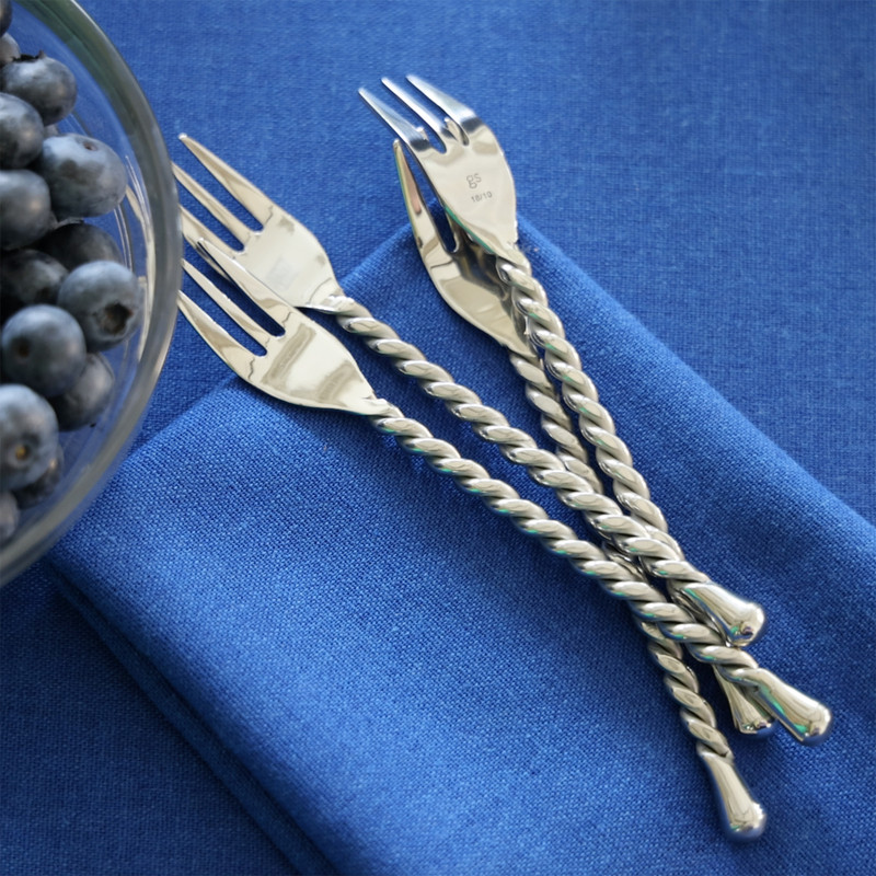 Silver Tear - 4 piece cocktail fork set