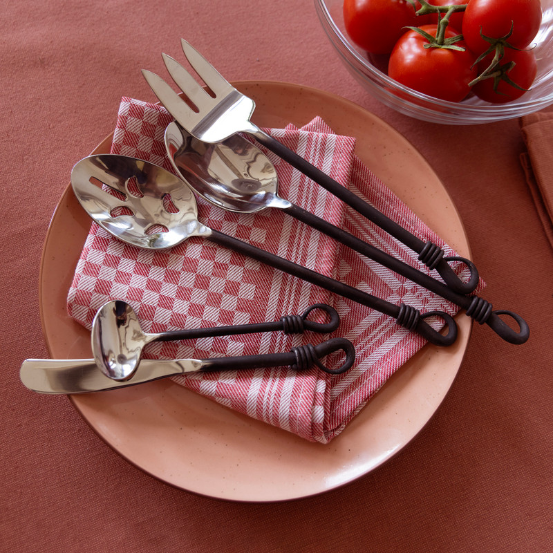 Twist N Shout - 5 piece hostess set