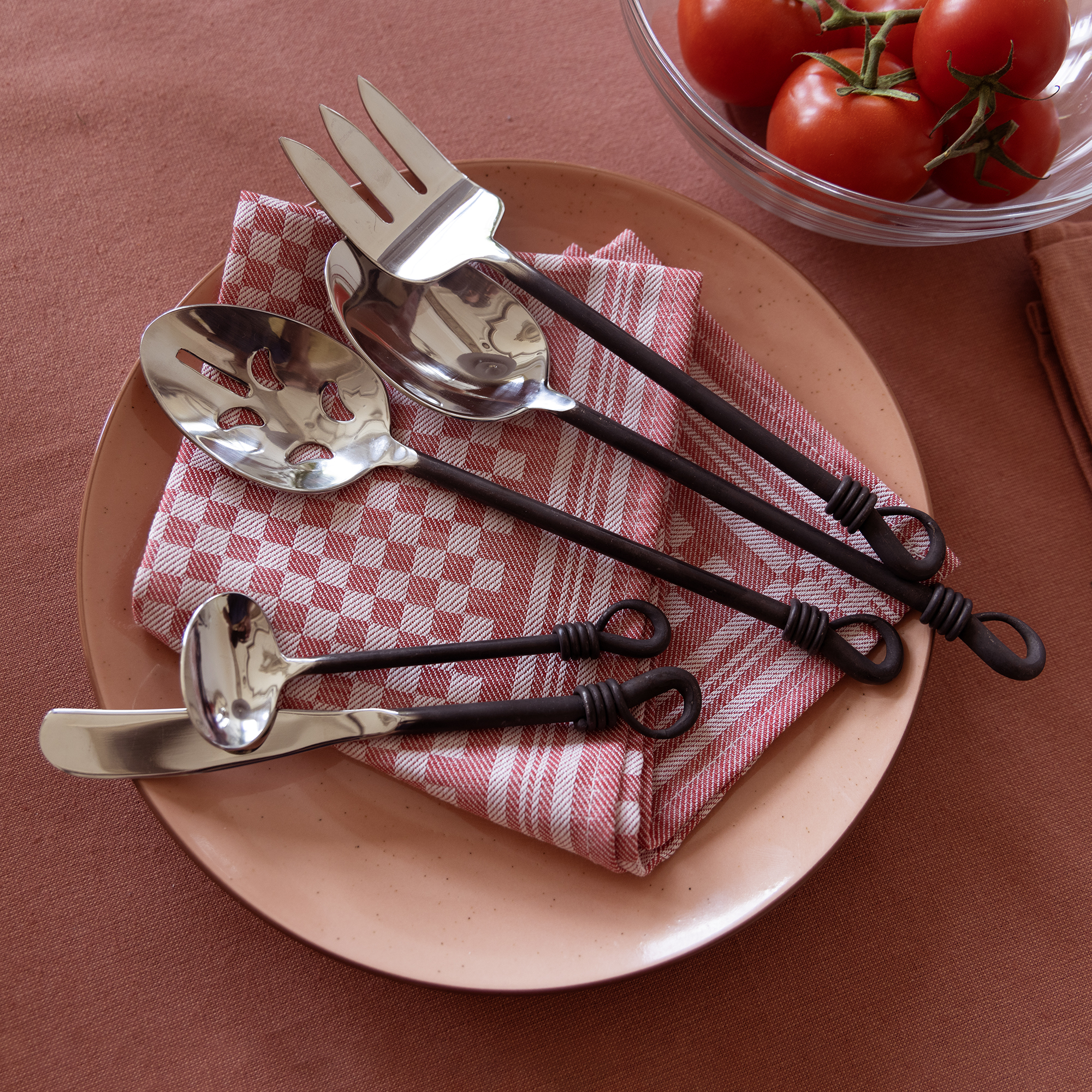 Twist N Shout Serving utensils