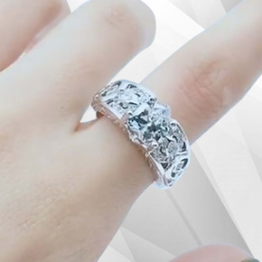Bridal Engagement Ring 2.50Ct Heart Shape Luxury CZ Diamond 18Ct White Gold Over