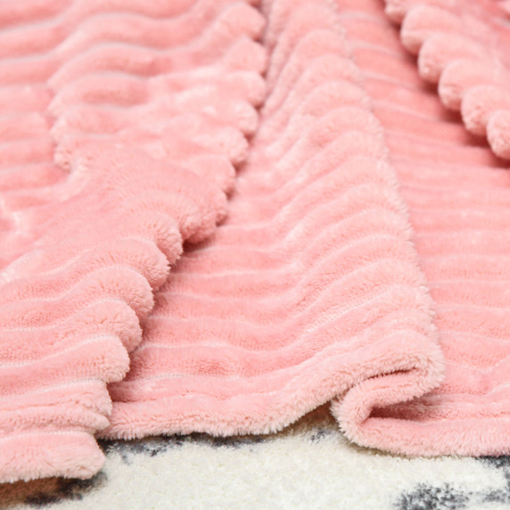 HOMCOM Flannel Fleece Blanket Single Size Throw Blanket for Bed 152x127cm Pink