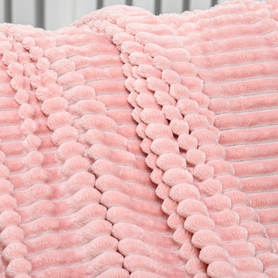 HOMCOM Flannel Fleece Blanket King Size Throw Blanket for Bed 230 x 230cm Pink