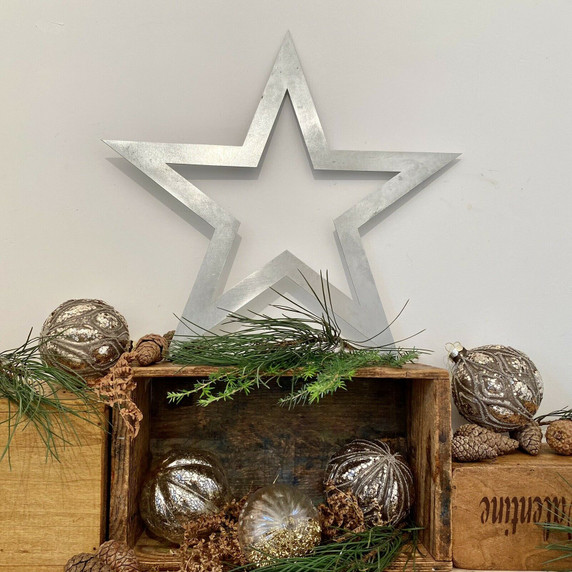 3 X Steel Stars  Christmas Decorations Vintage Style Decor Metal