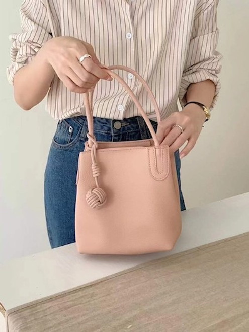 Pretty Persuasions RIBBON BALL CROSSBODY TOTE & POUCH P24063