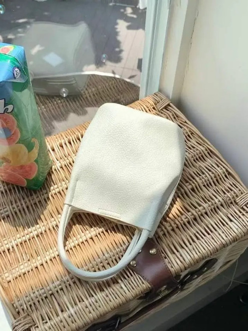Pretty Persuasions SMALL CROSSBODY TOTE WITH COSMETIC POUCH P24024
