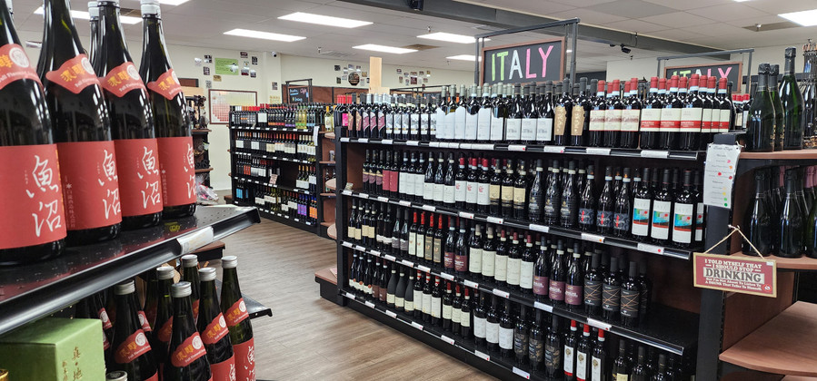 See how Sandy's Shack transformed their space with Store Fixtures and Supplies from DGS Retail