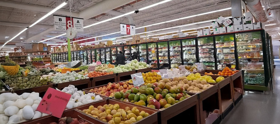 Pan-Asia Supermarket in Overland Park Elevates Produce Displays with Classic Orchard Bins