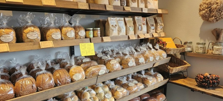 Franchise-Ready Bakery Fixtures: How Beechwood Stain Enhances Great Harvest’s Brand Identity