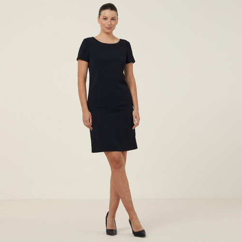 CAT62U Crepe-Classic fit-Short sleeve styling-Scoop neckline-Darts for soft tapering through the body-Centre back vent for movement-Fully lined with centre back invisible zip closure
