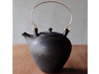 Teapot by Mineko Nishimura from Kasama