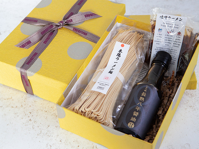 Ramen Noodles and Eight-Year Soy Sauce Gift Set