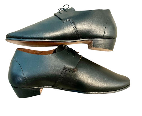 Ladies 18th/Early 19th Century shoes