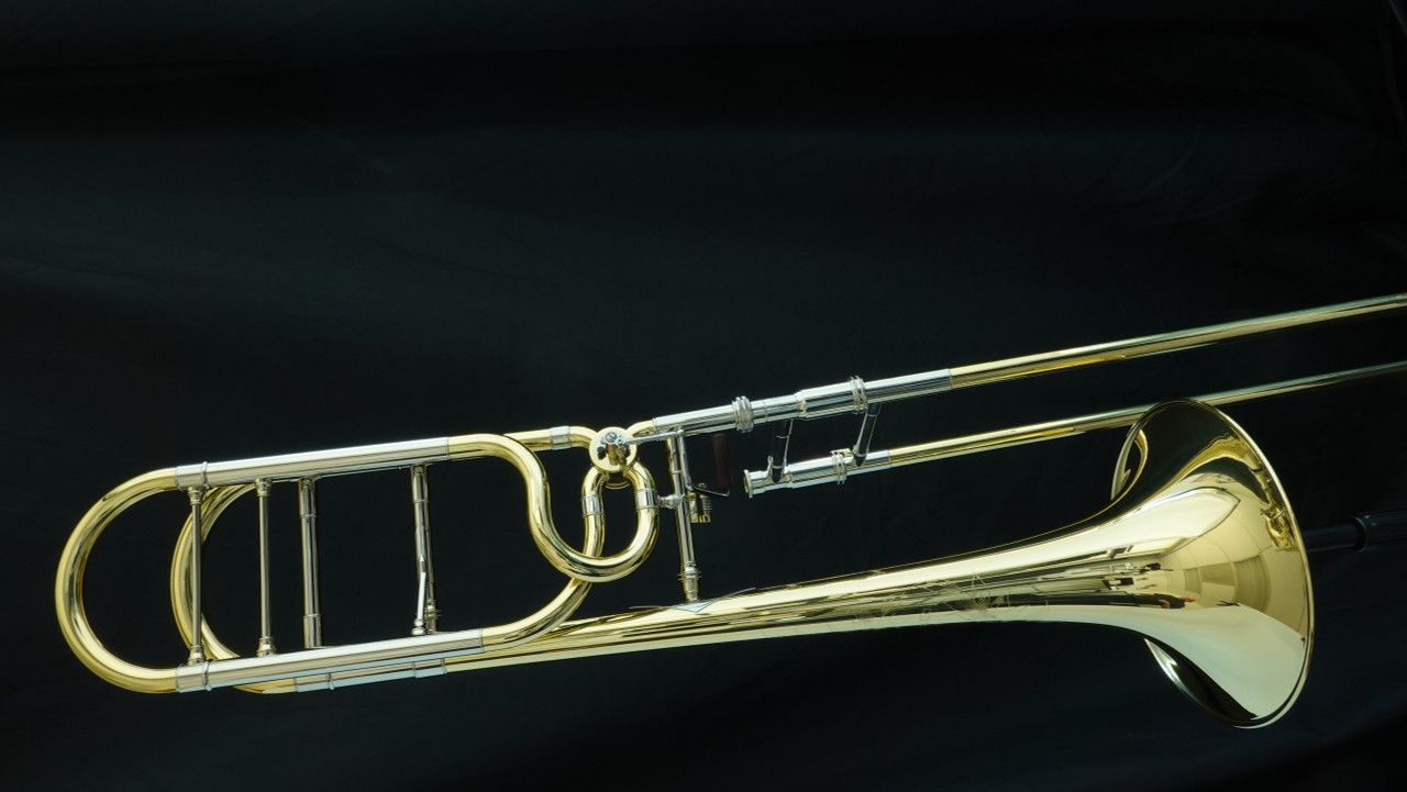 QUEEN・TROMBONE CD付 QUEEN・TROMBONE CD付 中古HIP HOP⁄RECORDSEVEN POZの12inchマキ