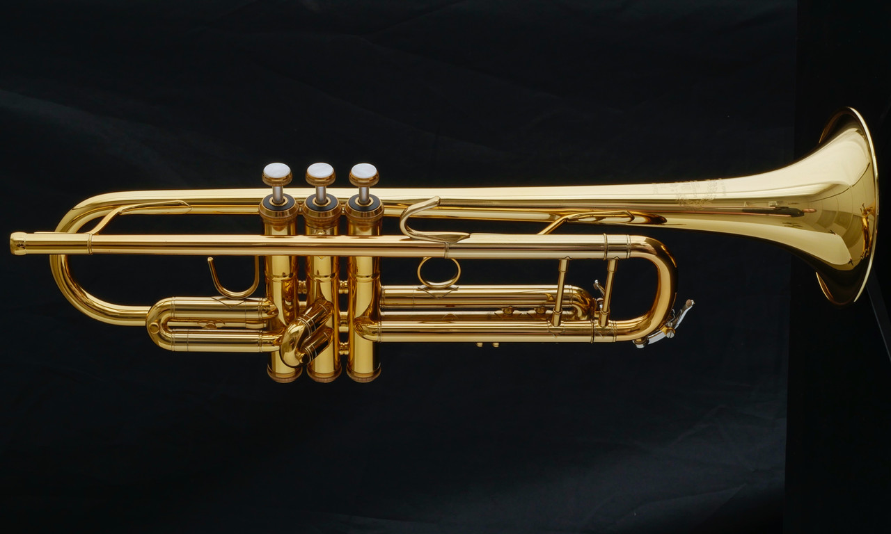 Pre-Owned B&S Challenger 3137 Trumpet in Gold Lacquer!