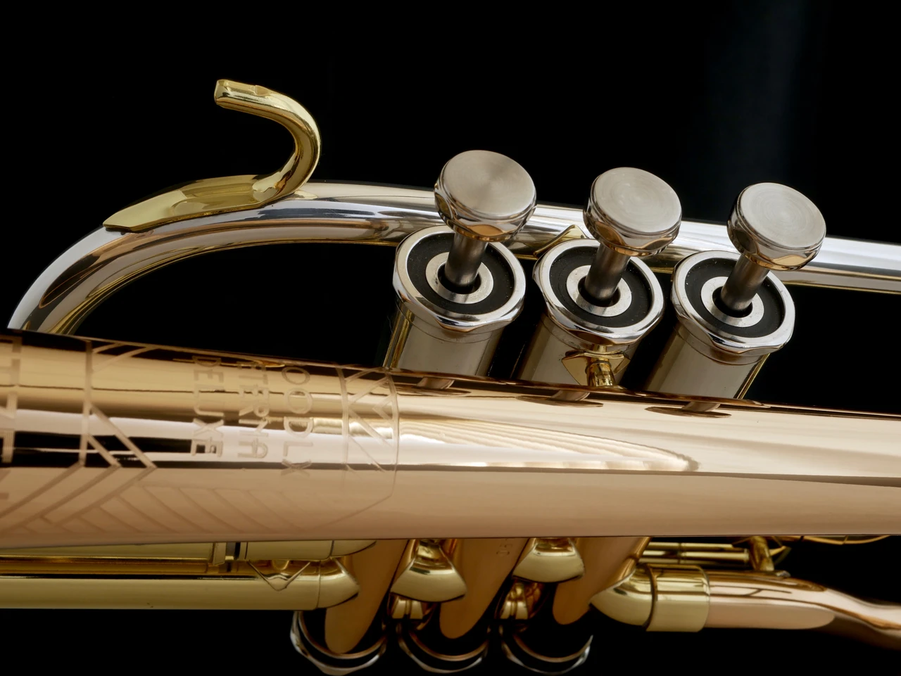 Getzen 800DLX Eterna Deluxe Bb Cornet