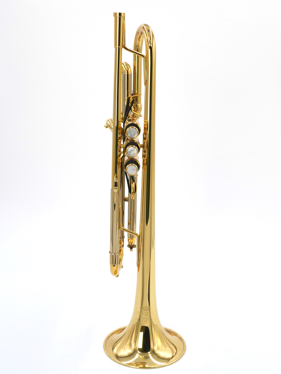 Bb Trumpet 本体 金色 ハードケース付き Adams Sonic Model Professional Bb Trumpet in Gold Lacquer TPT