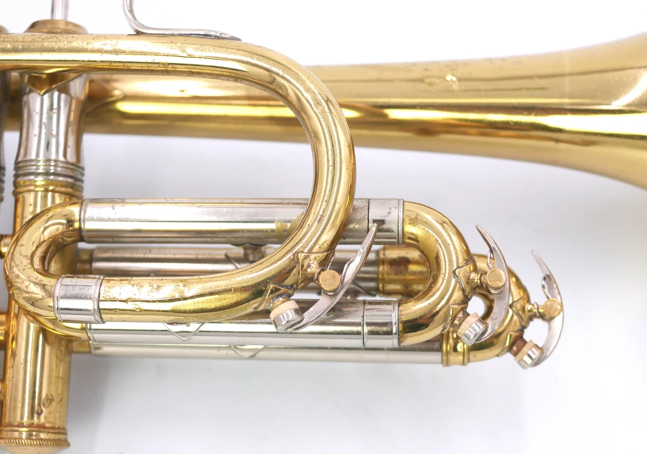 1947  Holton Model 25 cornet in Clear Lacquer