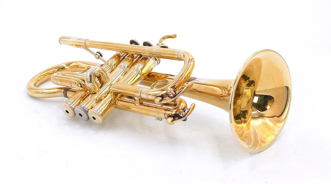 From The Fred Mills Collection: Yamaha YTR-6610S Eb Trumpet/Cornet Hybrid in Gold Plate