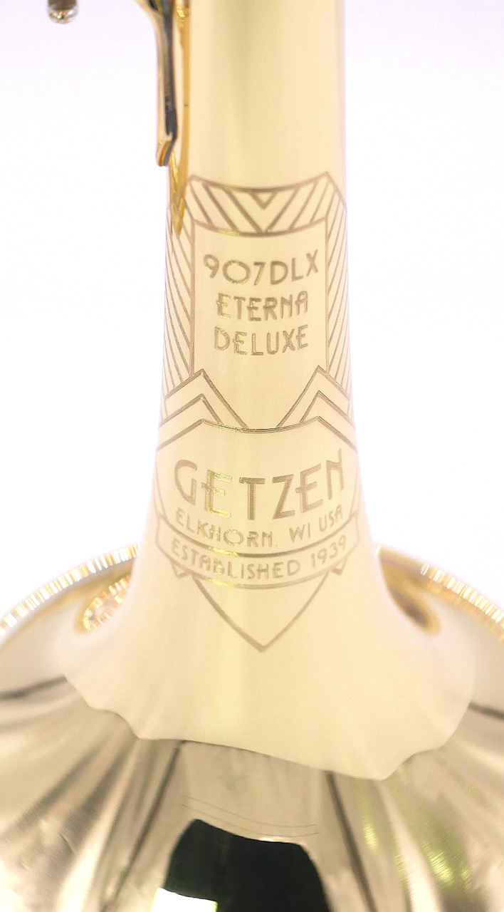 Getzen 907DLX Eterna Deluxe Trumpet in clear lacquer - Austin