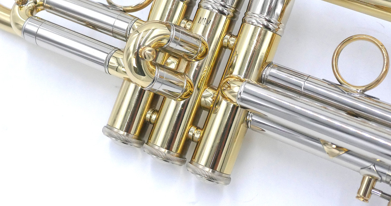 STRADIVARIUS ON GOLD CD 250周年記念盤 セット We have one! Pre-Owned Bach Stradivarius 19072 Vindabona Trumpet
