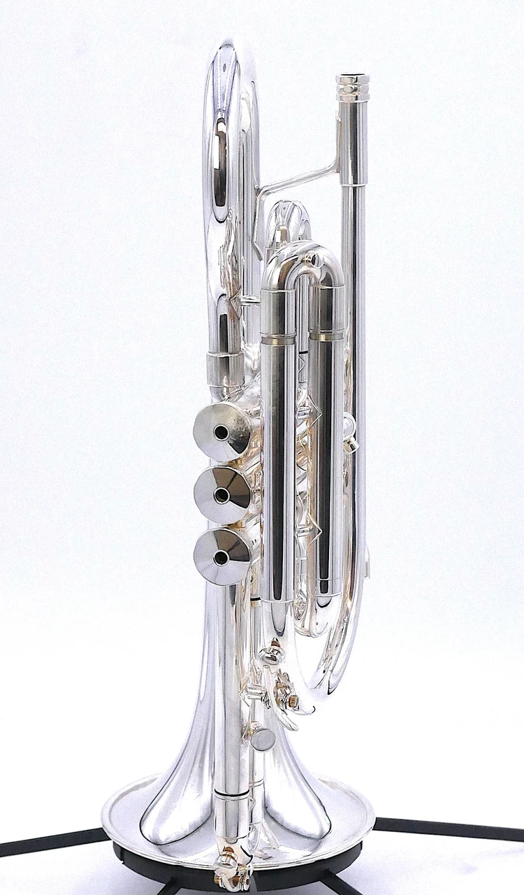 Pre-Owned Getzen 800DLX Eterna Deluxe Cornet in Silver Plate 
