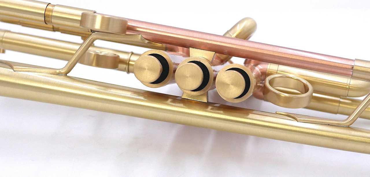 Bell Trumpets BT9-347-430 YC in Satin Lacquer 