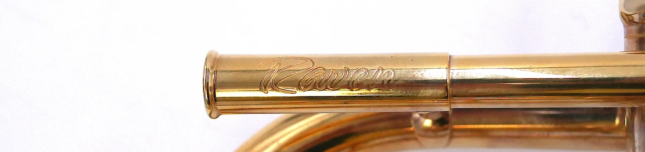 Pre-Owned Early Schagerl "Raven" Trumpet in Gold Plate