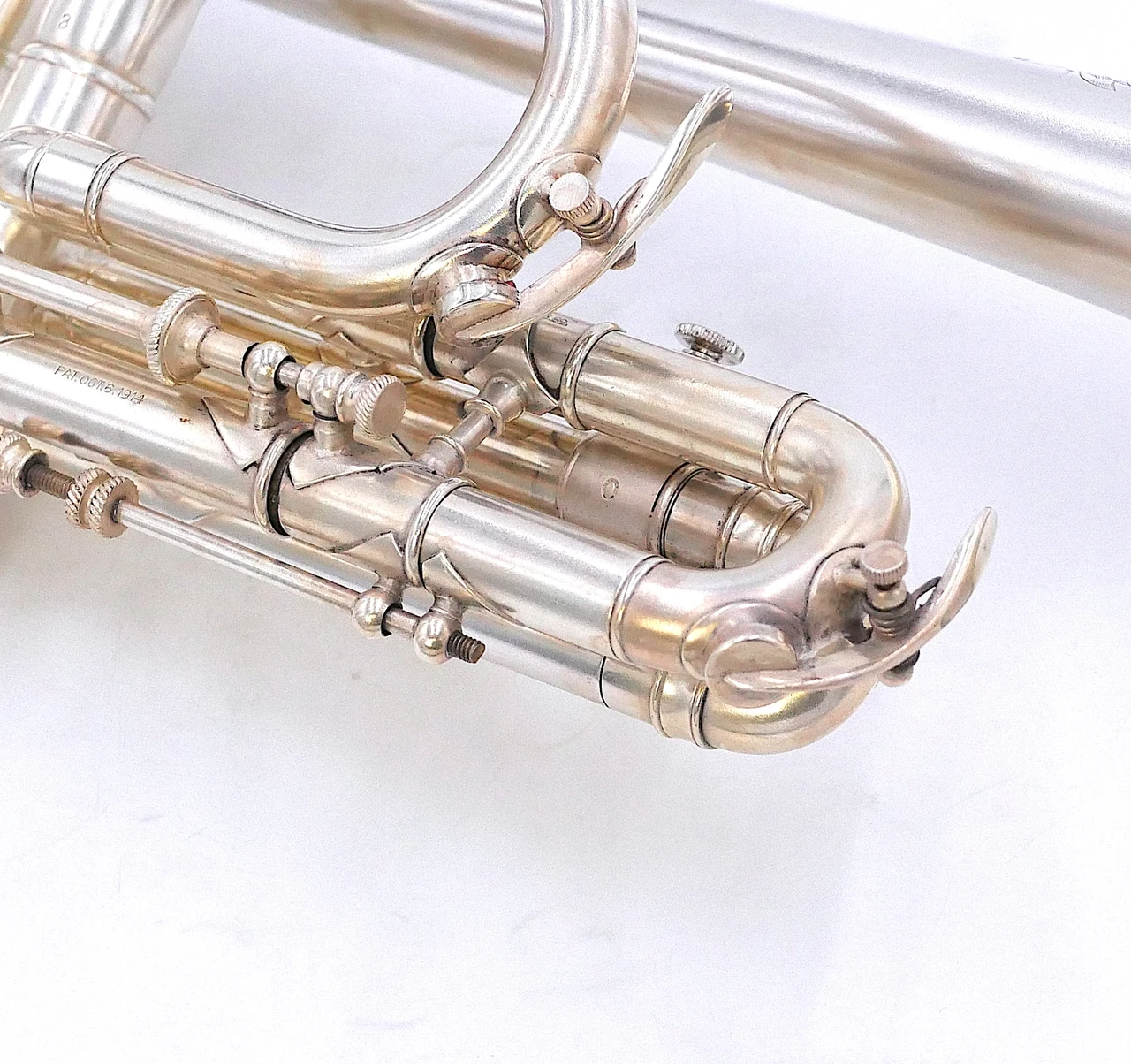 1915 Holton Revelation Cornet in Silver Plate: Closet Queen (full kit)