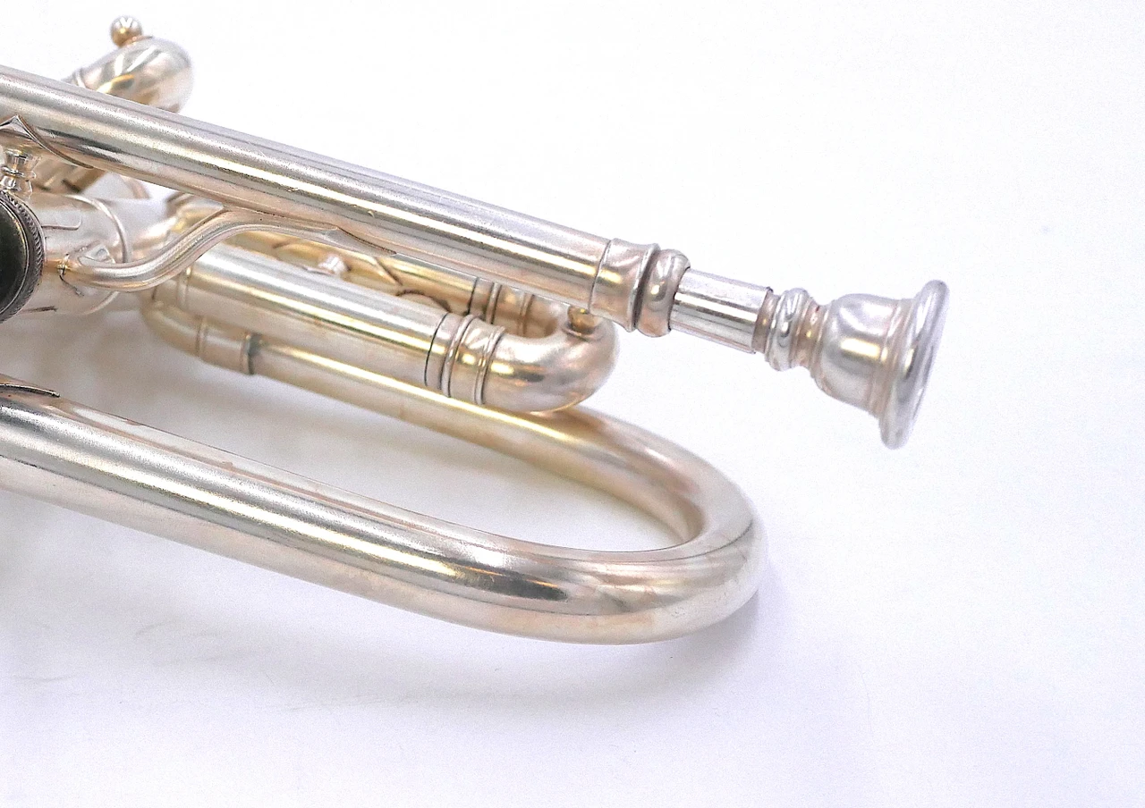 1915 Holton Revelation Cornet in Silver Plate: Closet Queen (full kit)