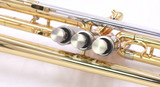 Getzen 907DLX Eterna Deluxe Trumpet in clear lacquer