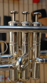 Pre-Owned Kanstul 1504 Signature Series Trumpet in silver: Super deal!