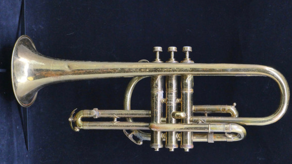 Pre-Owned King Master Cornet with Underslung Wrap Design in Lacquer!