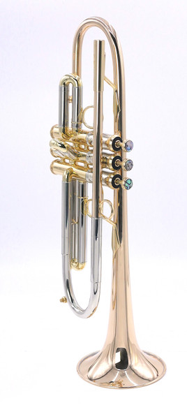  Bell Trumpet " The Tank" in Clear Lacquer:  Huge sound and response!