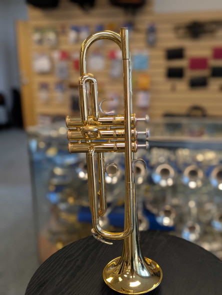 Gen 1 Yamaha Bobby Shew 6310Z  Trumpet in gold Lacquer