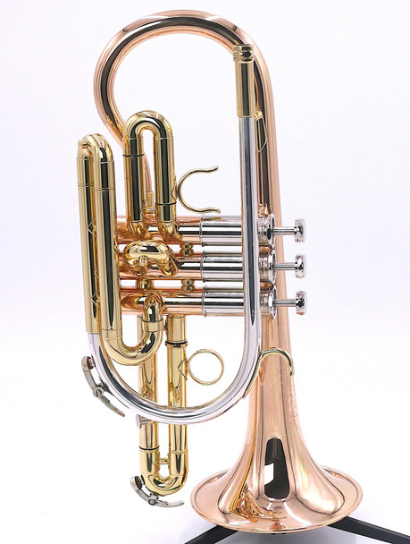 Pre-Owned Getzen 800 DLX Cornet in Clear Lacquer 