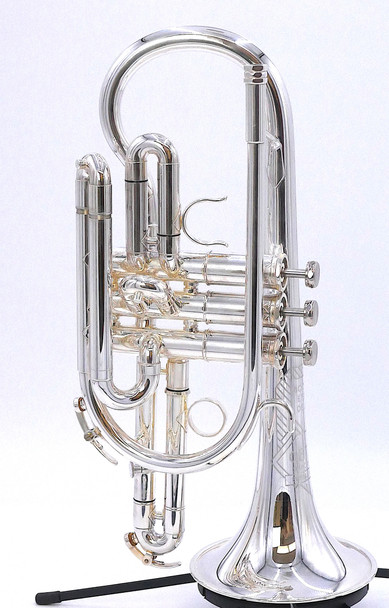 Pre-Owned Getzen 800DLX Etrena Deluxe Cornet in Silver Plate 