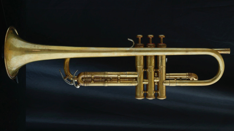 Pre-Owned Vintage Olds Mendez Trumpet in Lacquer/Raw!