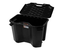 LinQ Modular Cargo Box 30 L with the lid open