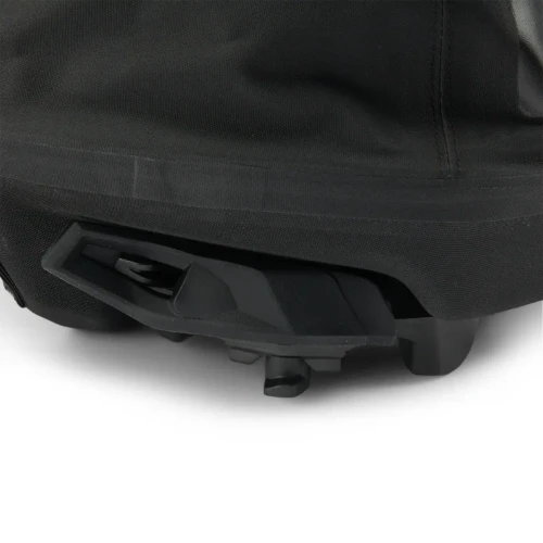 Close-up of the rigid base and LinQ fastener under the 40 L roll-top bag