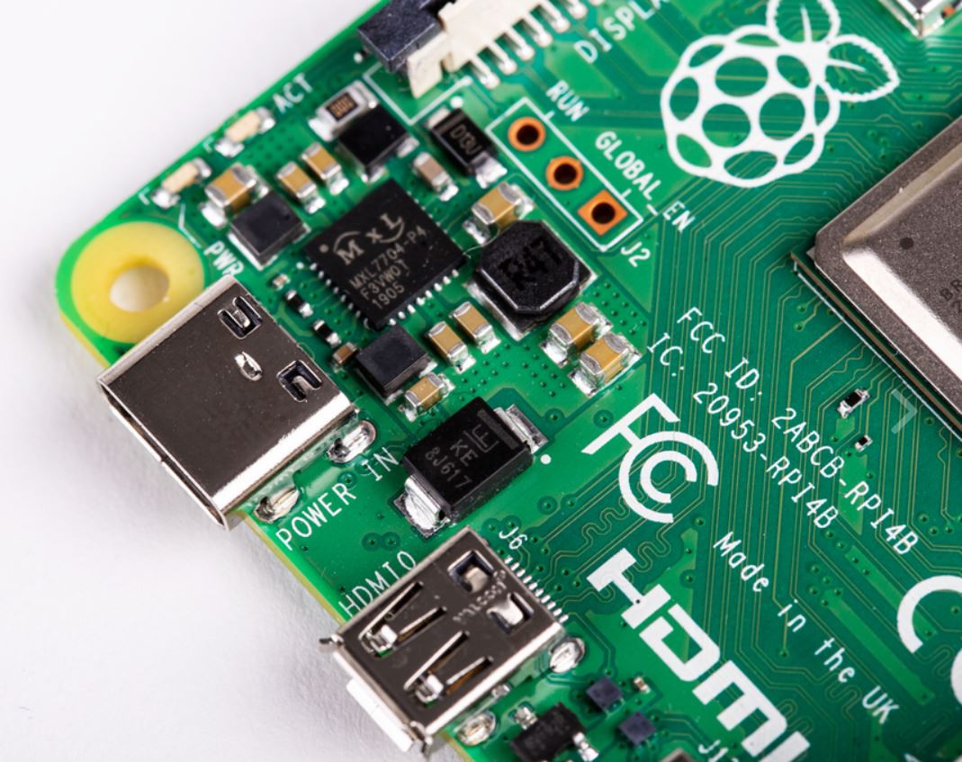 Raspberry Pi 4 Model B (4 GB) - CRCibernética