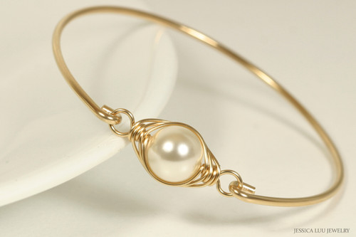 14k yellow gold filled wire wrapped bangle bracelet with cream pearl handmade by Jessica Luu Jewelry