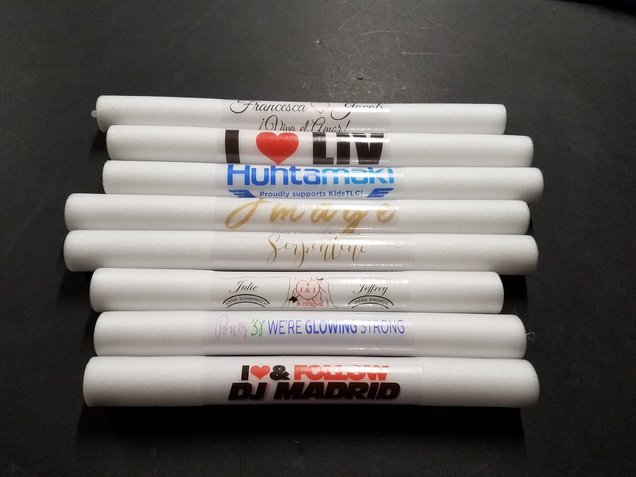 led-foam-sticks-glow-baton-color-print-double-side-print-custome-personalized-23870.1508915949.1280.1280.jpg